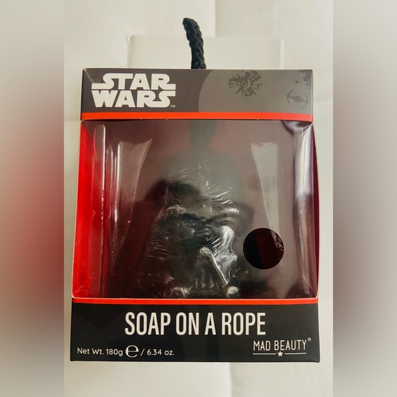 Star Wars Darth Vader Soap On A Rope Mad Beauty Disney Exclusive New Cedarwood - Picture 2 of 4